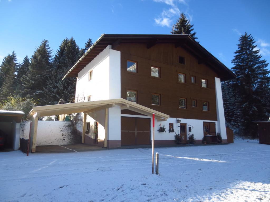 Landhaus Genoveva 로이타쉬 외부 사진