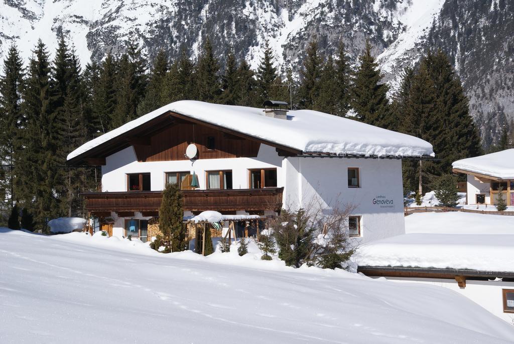 Landhaus Genoveva 로이타쉬 외부 사진
